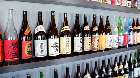 Embracing the Serenity: How Magic Boats Elevate the Sake Enjoyment